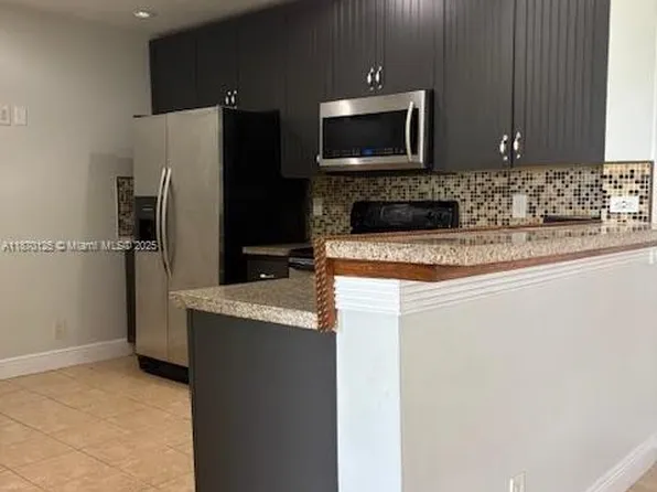 5721 Riverside Dr #302B5, Coral Springs, FL 33067