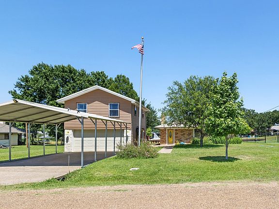 2nd image of 227 Scenic Rd