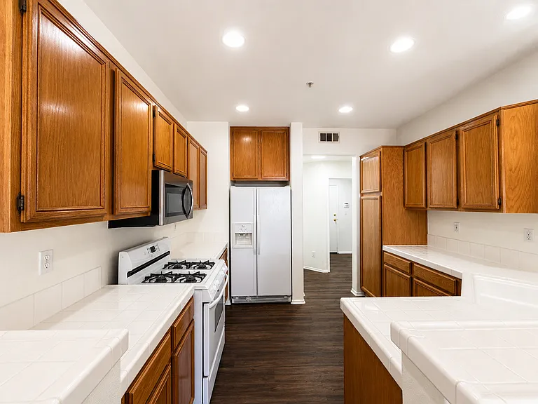39930 Alpine Union St #B — Photo 10