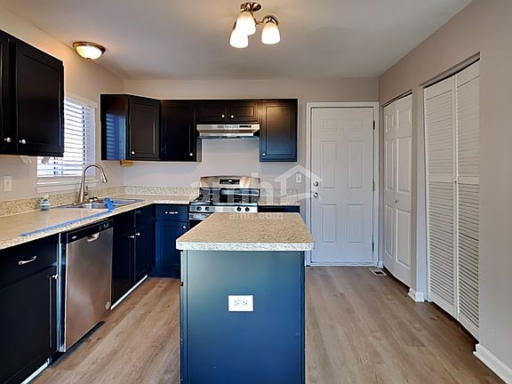 4th image of 15 Larkspur Ct
