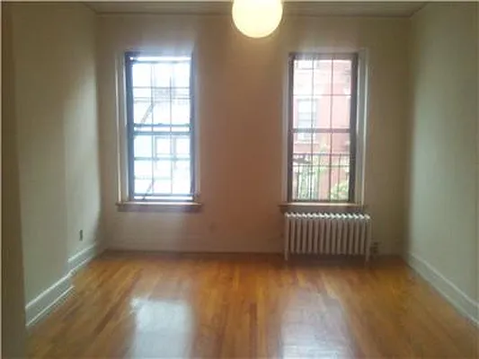 Rented by Royalton Realty | media 21