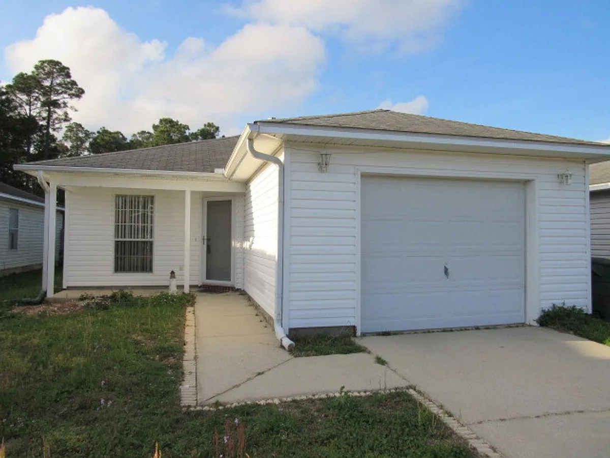 Building Photo - 2018 Marquesas Ln