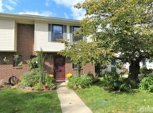 27 Driscoll Ct, North Brunswick, NJ 08902