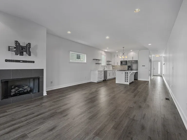 1811 Cahal Ave — Photo 5