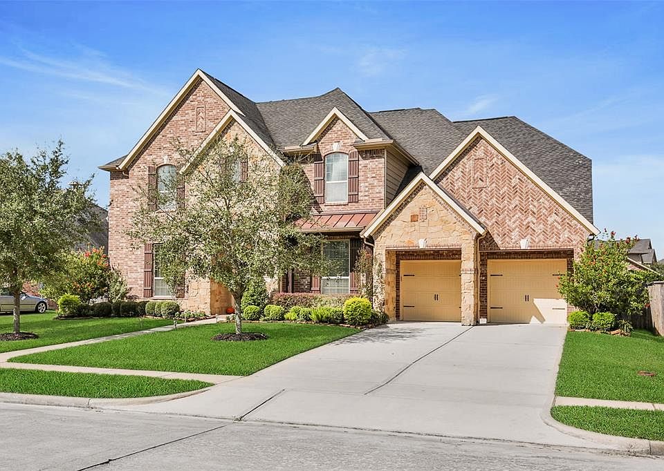 1st image of 1540 Sara Ln