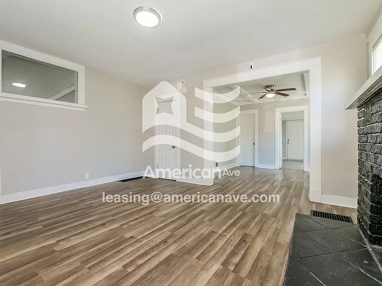 1753923_004_living_room_13734119.jpg