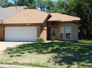 3402 Woodknoll, Duncan, OK 73533