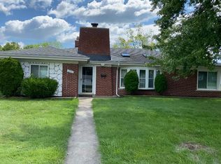 14567 Trenton Rd, Southgate, MI 48195