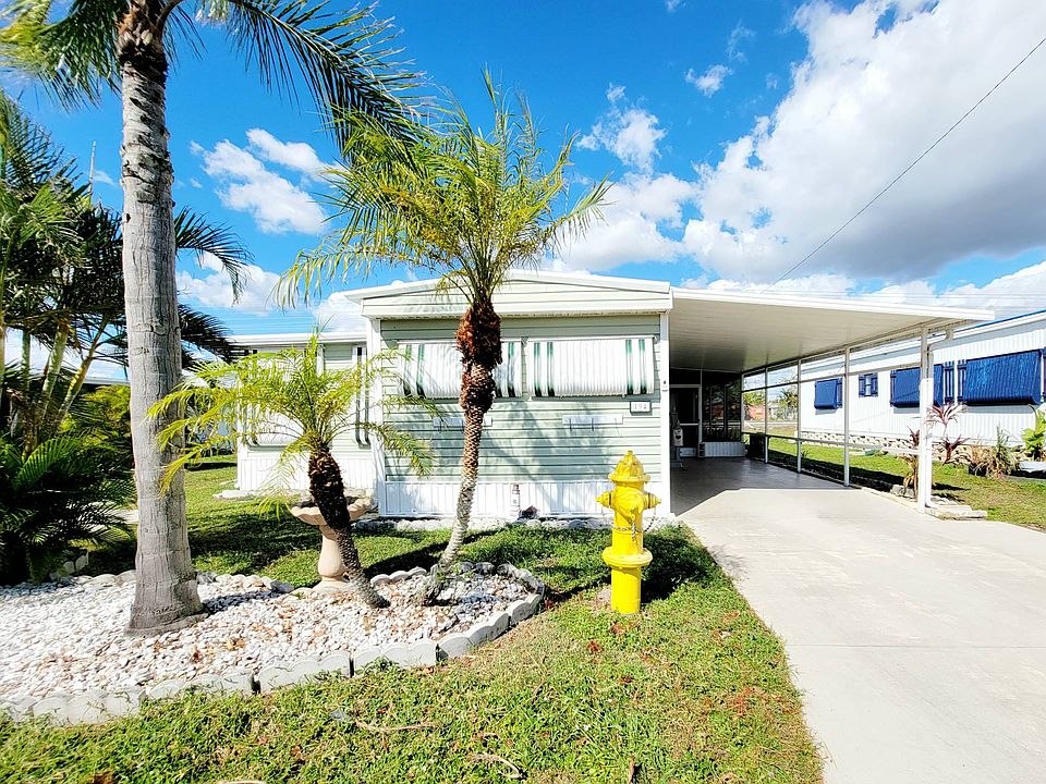 1st image of 194 Hobnail Dr #194