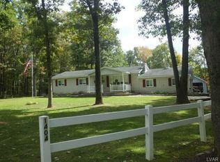 1404 N Cottonwood Rd, Danielsville, PA 18038