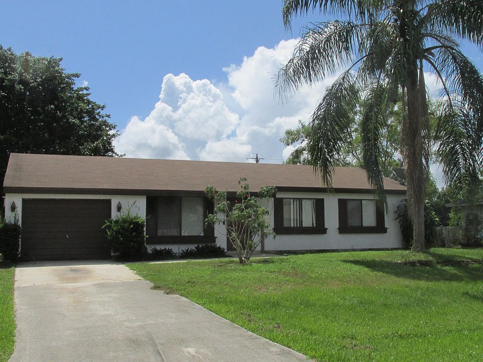1st image of 262 SW Pagoda Terr