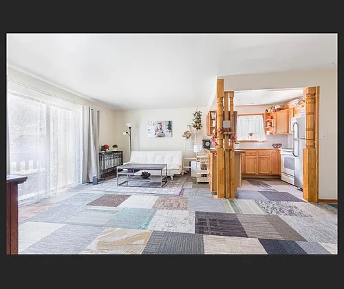 266 12th St Photo 1