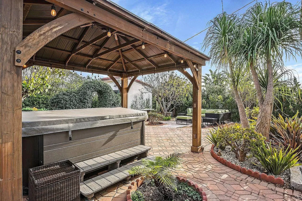 30506 Morning View Dr — Photo 3
