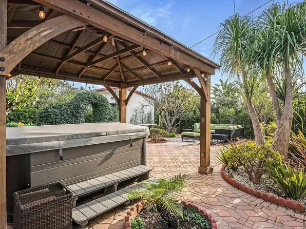 30506 Morning View Dr, Malibu, CA 90265