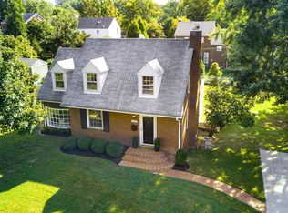 2833 Meadow Ln, Falls Church, VA 22042