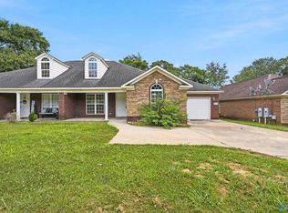 127 Aurora Dr, Huntsville, AL 35811