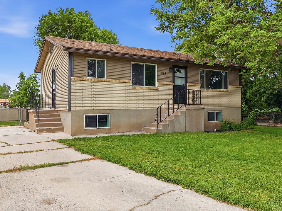 1st image of 629 W King Cir
