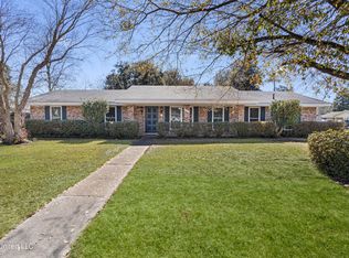 2197 Popps Ferry Rd, Biloxi, MS 39532