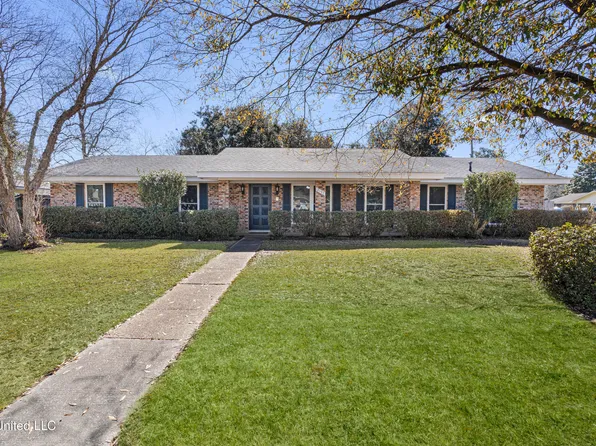 2197 Popps Ferry Rd, Biloxi, MS 39532