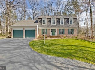 6203 Falcon Landing Ct, Burke, VA 22015