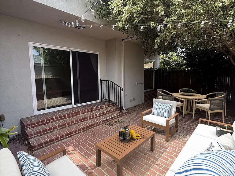 1414 Ocean Park Blvd — Photo 11
