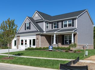 910 Preserve Ln, White Lake, MI