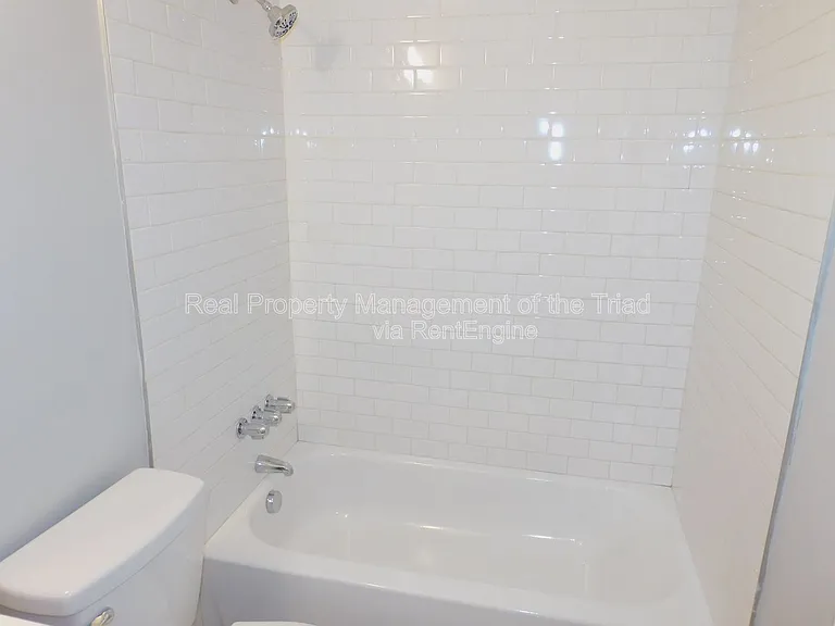 4216 Parker St #C — Photo 10