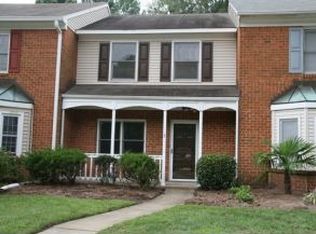 9 Corwin Cir, Hampton, VA 23666