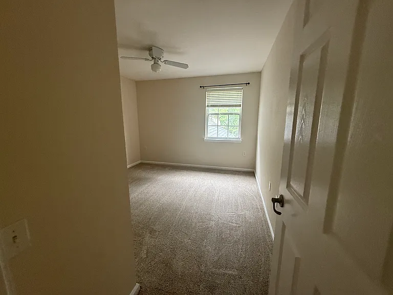 8694 Ethans Glen Ter — Photo 23
