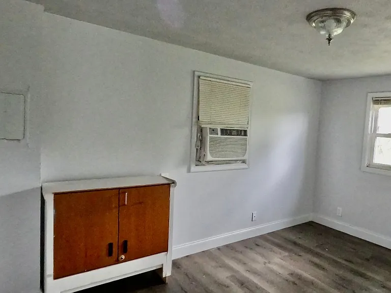 1517 Tinkertown Ave #D — Photo 4