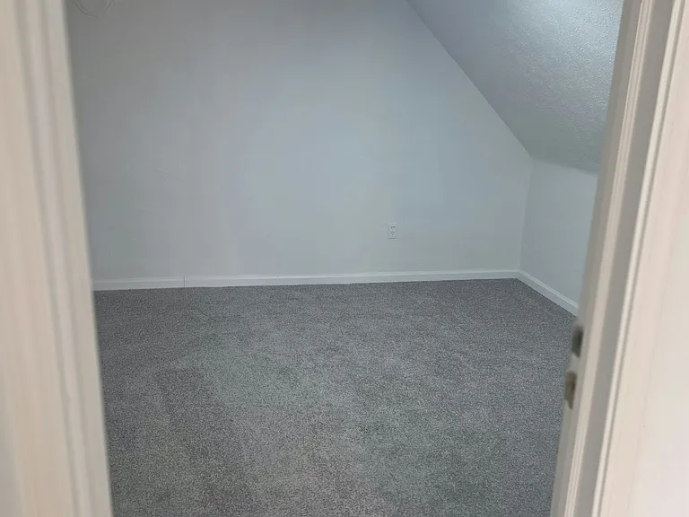 Upstairs bedroom 3
