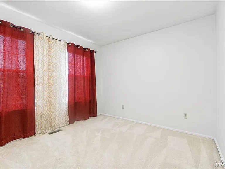 208 Kylewood Ct — Photo 39