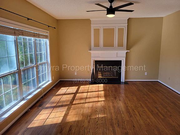 5th image of 3925 Barberry Ct