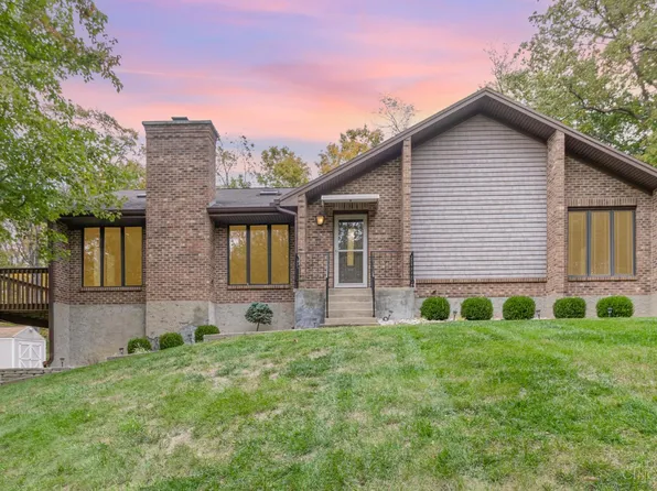 7930 Foxtrot Dr, North Bend, OH 45052