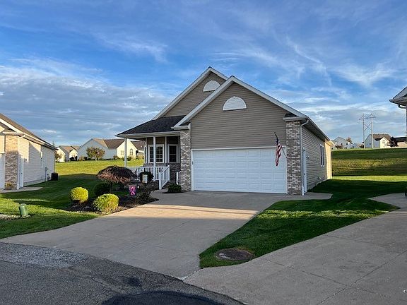 2nd image of 6215 Hayfield Circle Smt #102