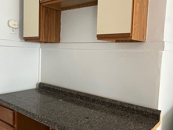 3rd image of 2156 W Berteau Ave #3