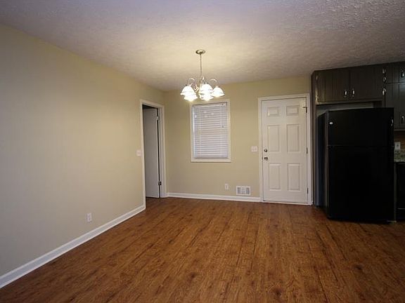 4th image of 905 Oregano Ct SE #00