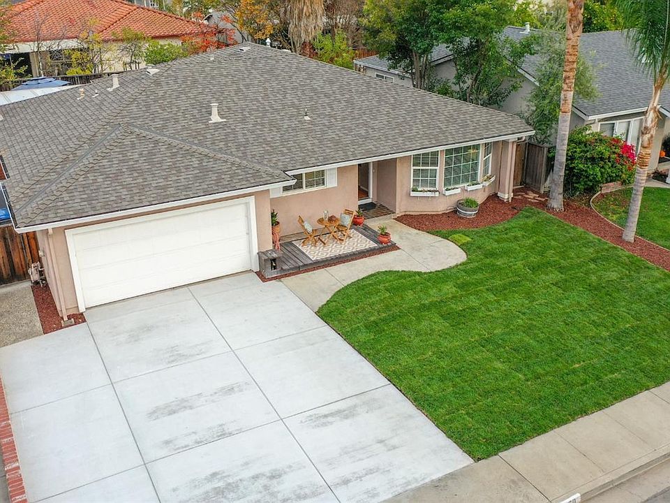 1st image of 4660 Park Sutton Pl