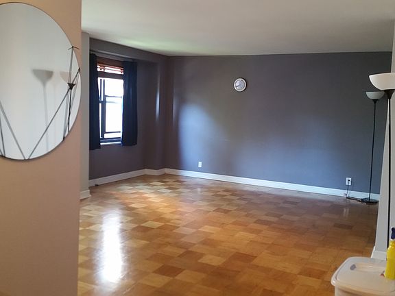 5th image of 225 Saint Pauls Ave #214