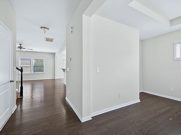5th image of 48 Hatfield Way