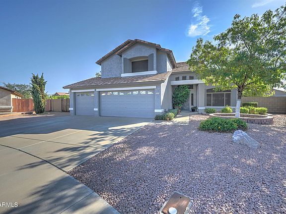 3rd image of 9219 N 86th Ln