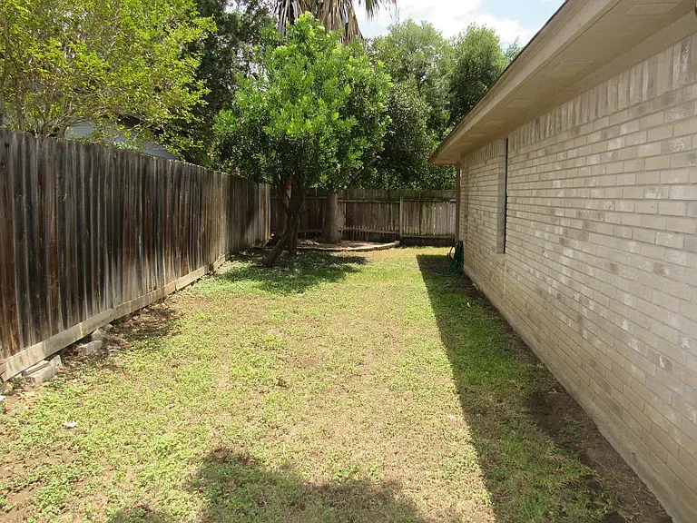 21130 Malibu Colony — Photo 15