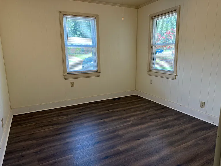 239 Motley Ave — Photo 9