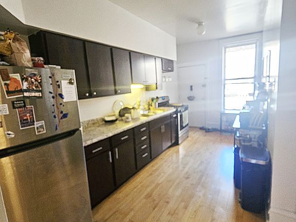 5th image of 5300 N Kenmore Ave #2