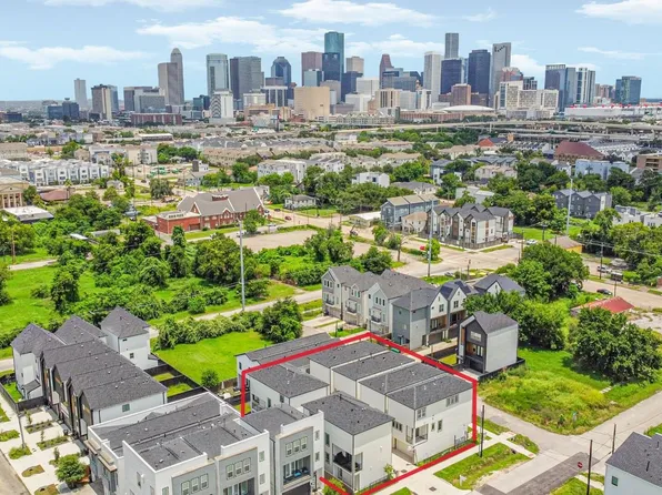 2708 Nagle St, Houston, TX 77004