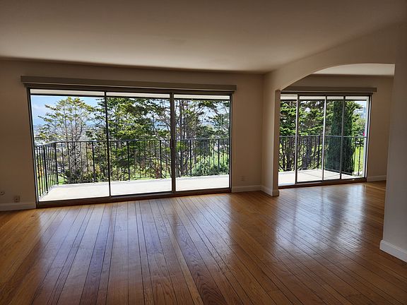 3rd image of 730 Church St #3