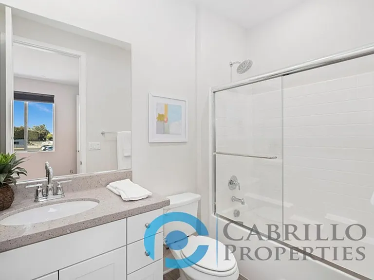 1675 Neptune Ave — Photo 106