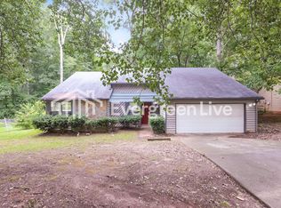5256 McCarter Sta, Stone Mountain, GA 30088