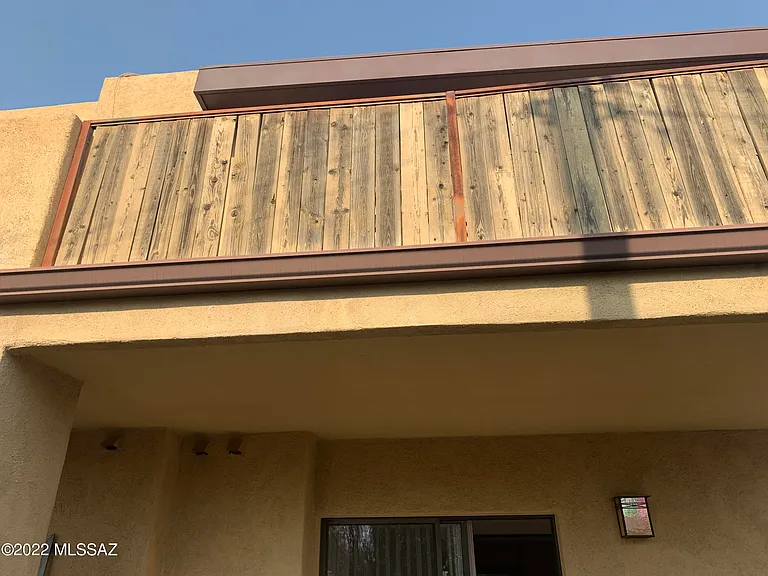 1741 E Hedrick Dr — Photo 34