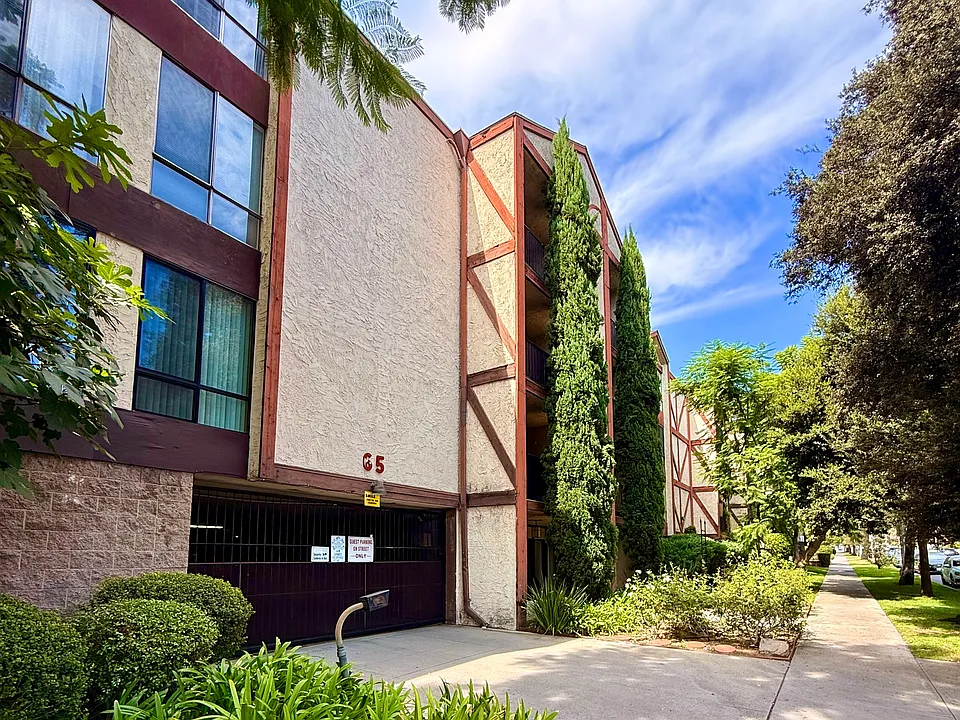 65 N Allen Ave #216